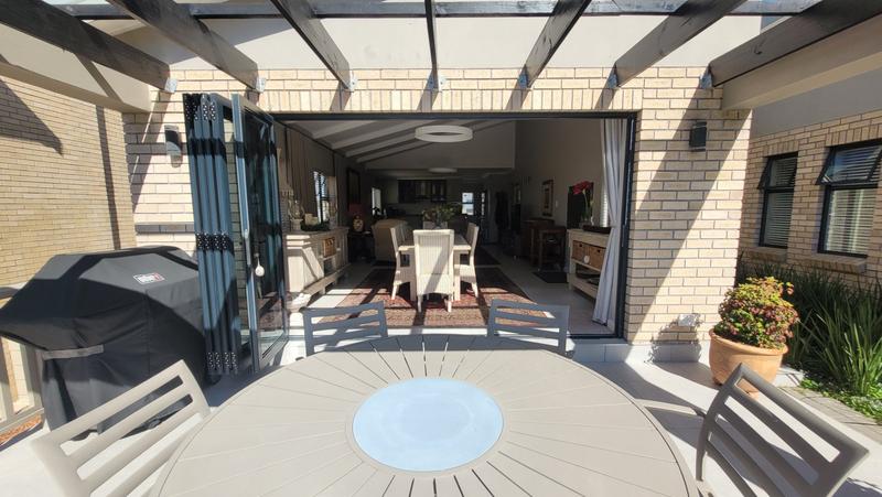 3 Bedroom Property for Sale in Dana Bay Western Cape